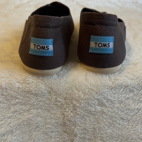 TOMS Women's Espadrille Loafer Flat - Picture 2 of 5